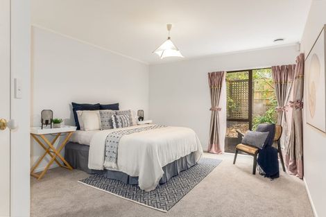 Photo of property in 5 Furneaux Grove, Whitby, Porirua, 5024