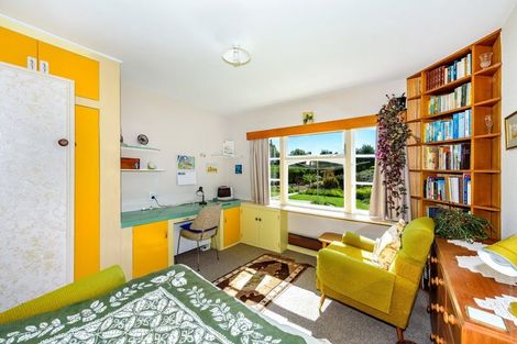 Photo of property in 36 Aorangi Road, Bryndwr, Christchurch, 8053