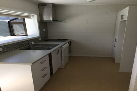 Photo of property in Lynbrae Court Flats, 19/4 Dr Taylor Terrace, Johnsonville, Wellington, 6037