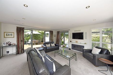 Photo of property in 27 Strowan Road, Strowan, Christchurch, 8052