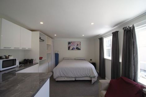 Photo of property in 4 Bell Street, Tawa, Wellington, 5028