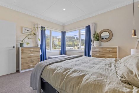 Photo of property in 17 Hugh Street, Sawyers Bay, Port Chalmers, 9023