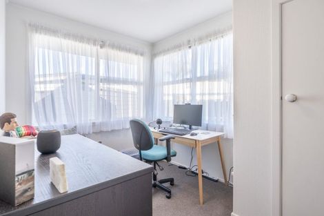 Photo of property in 8a Lodge Avenue, Mount Maunganui, 3116
