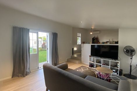 Photo of property in 14 Wynyard Road, Mount Eden, Auckland, 1024