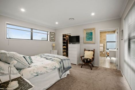 Photo of property in 44 Rewi Street, Torbay, Auckland, 0630