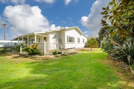 Photo of property in 130 Te Pua School Road, Helensville, 0875