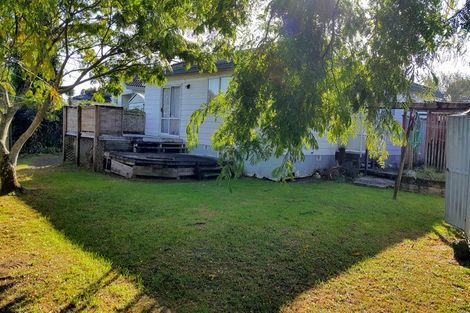 Photo of property in 1/5 Myna Place, Weymouth, Auckland, 2103