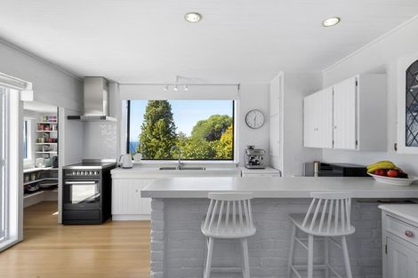 Photo of property in 104 Cliffs Road, Saint Clair, Dunedin, 9012