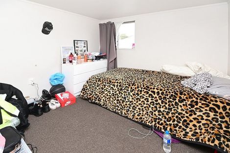 Photo of property in 31 Corsair Crescent, Mangere, Auckland, 2022