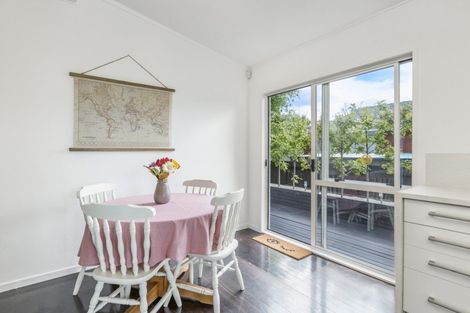 Photo of property in 3 Glynnbrooke Street, Te Atatu South, Auckland, 0610