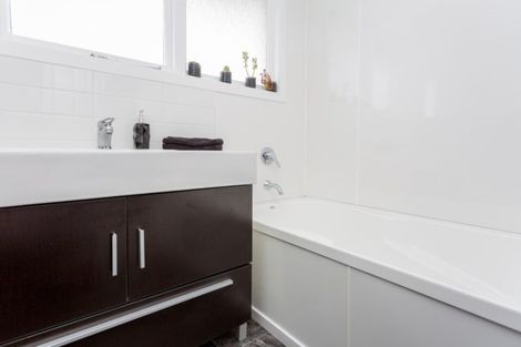 Photo of property in 126 Wales Street, Halswell, Christchurch, 8025