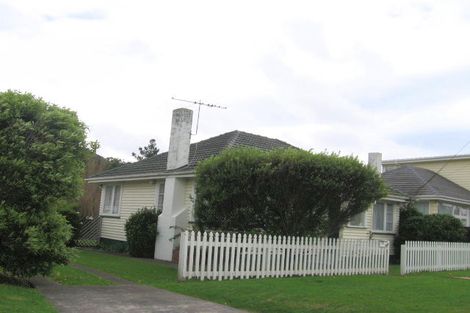 Photo of property in 22 Findlay Street, Tawa, Wellington, 5028