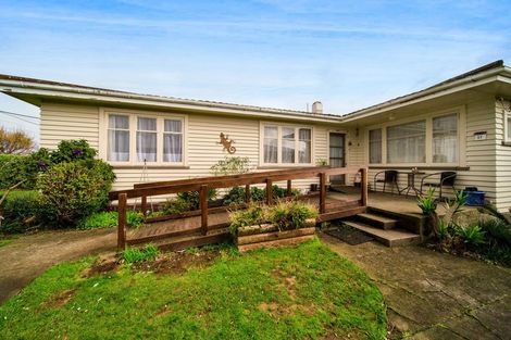 Photo of property in 51 Turuturu Road, Hawera, 4610