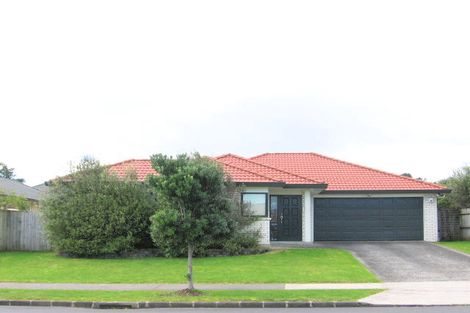 Photo of property in 142 Kilkenny Drive, East Tamaki Heights, Auckland, 2016
