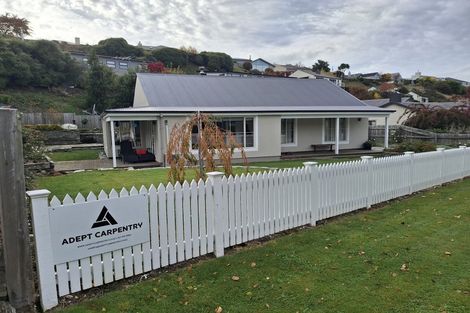 Photo of property in 9 Mcdonnell Road, Arrowtown, 9302