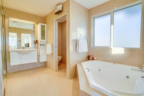 Photo of property in 133 Ravensdale Rise, Westmorland, Christchurch, 8025