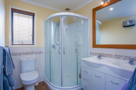 Photo of property in 15 Twin Willow Close, Cambridge, 3434