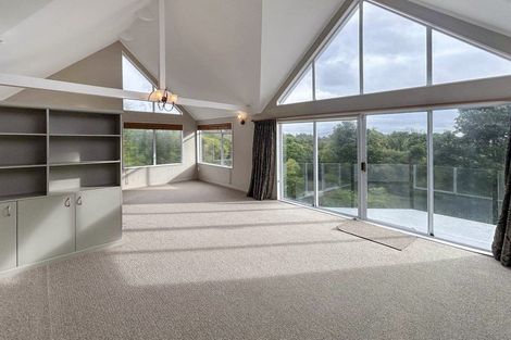 Photo of property in 1a Tui Crescent, Waikanae, 5036