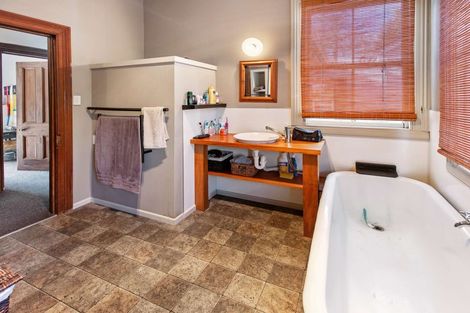 Photo of property in 295 Skinner Road, Bird Road, Stratford, 4393