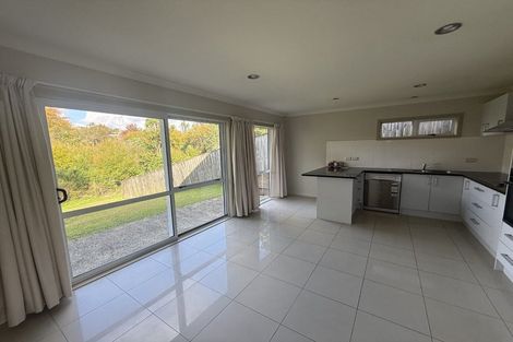 Photo of property in 111a Triangle Road, Massey, Auckland, 0614