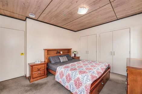 Photo of property in 4/89a Royal Road, Massey, Auckland, 0614