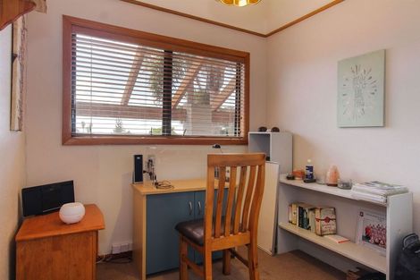 Photo of property in 1 Millen Place, Clarks Beach, 2122