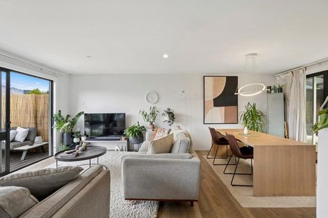 Photo of property in 17 Arawata Terrace, Fernhill, Queenstown, 9300