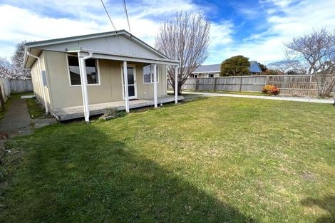 Photo of property in 8 Finsbury Street, Islington, Christchurch, 8042