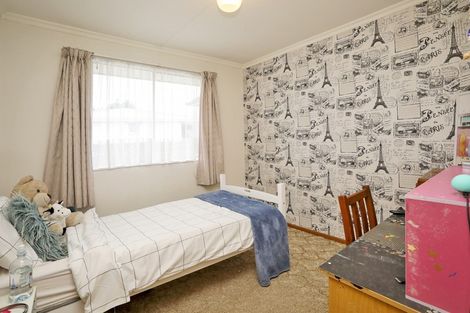 Photo of property in 31 Iona Place, Strathern, Invercargill, 9812