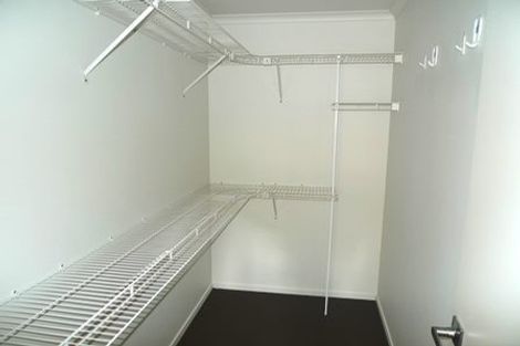 Photo of property in 8 Cresswell Place, Johnsonville, Wellington, 6037