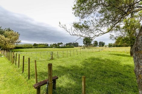 Photo of property in 2 Tayler Street, Eltham, 4322