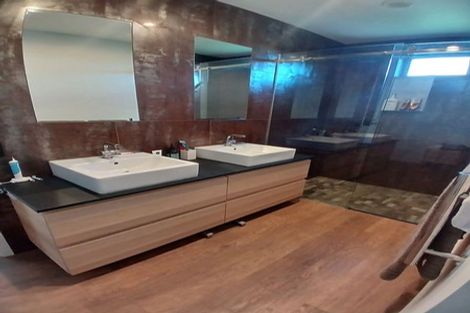 Photo of property in 10 Johnstone Loop, Tasman, Upper Moutere, 7175