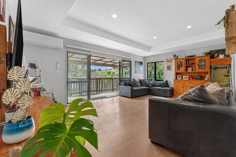Photo of property in 120b Triangle Road, Massey, Auckland, 0614