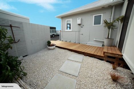 Photo of property in 7a Main Road, Raglan, 3225