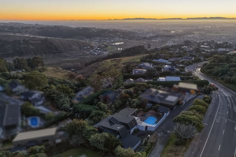 Photo of property in 168 Dyers Pass Road, Cashmere, Christchurch, 8022