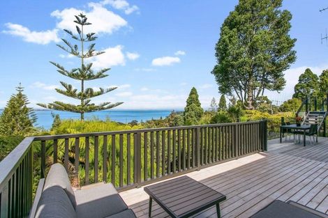 Photo of property in 27 Takahe Road, Titirangi, Auckland, 0604