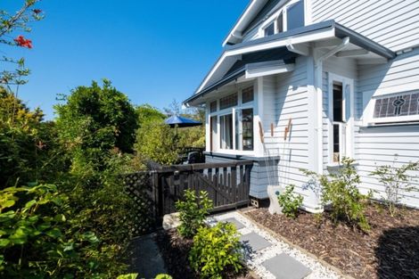 Photo of property in 21 Coleman Terrace, Bluff Hill, Napier, 4110