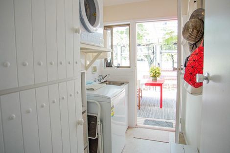 Photo of property in 4 Eliot Place, Leamington, Cambridge, 3432