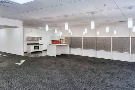 Photo of property in 154 Featherston Street, Palmerston North, 4410