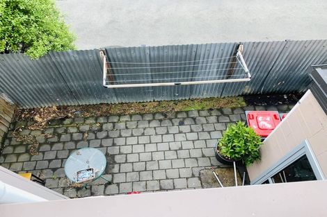 Photo of property in 8a Broadbent Street, Riccarton, Christchurch, 8041