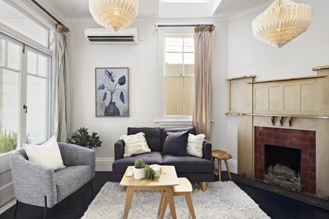 Photo of property in 397 Karaka Bay Road, Karaka Bays, Wellington, 6022