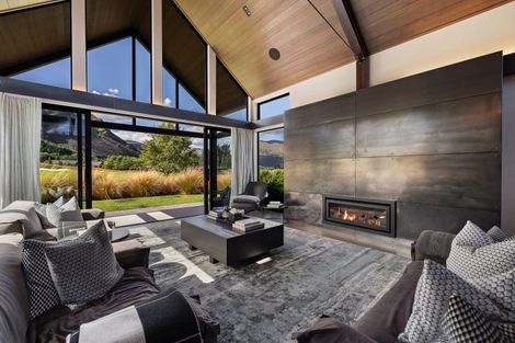 Photo of property in Millbrook Resort, 4 Dalgleish Lane, Arrowtown, 9371