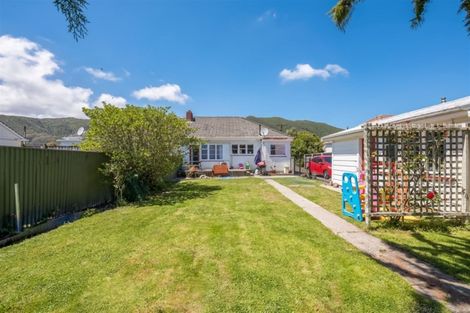 Photo of property in 3 Haig Street, Waterloo, Lower Hutt, 5011