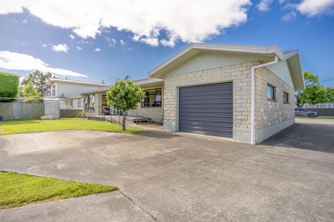 Photo of property in 10 Grange Street, Winton, 9720