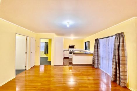 Photo of property in 206 Te Irirangi Drive, Flat Bush, Auckland, 2019