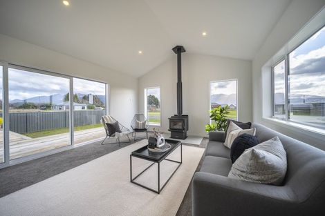Photo of property in 78 Tukare Loop, Te Anau, 9600