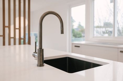 Photo of property in 15 Ihaka Street, Hokowhitu, Palmerston North, 4410