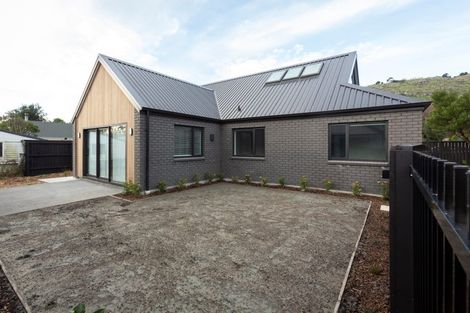 Photo of property in 4/11 Truscotts Road, Heathcote Valley, Christchurch, 8022