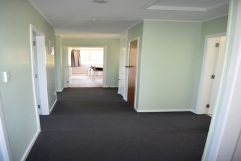 Photo of property in 9 Pomare Place, Spotswood, New Plymouth, 4310