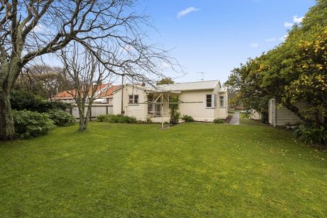 Photo of property in 4 Nathan Place, West End, Palmerston North, 4412